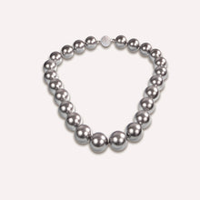 Load image into Gallery viewer, Shell Pearls In Platinum